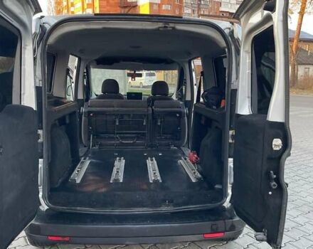 Серый Фиат Добло, объемом двигателя 1.6 л и пробегом 230 тыс. км за 8200 $, фото 22 на Automoto.ua