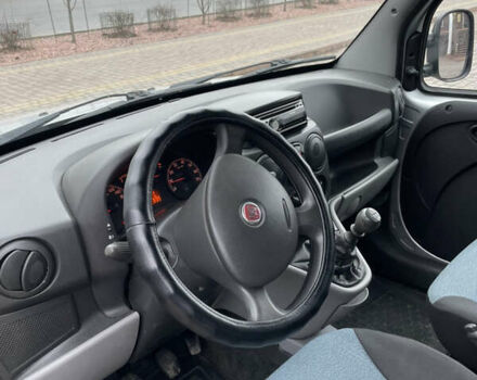 Сірий Фіат Добло, об'ємом двигуна 1.4 л та пробігом 200 тис. км за 5000 $, фото 9 на Automoto.ua