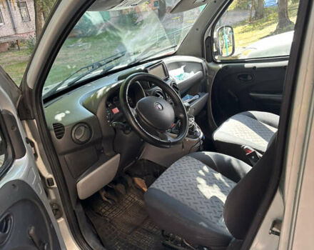 Серый Фиат Добло, объемом двигателя 1.37 л и пробегом 224 тыс. км за 5200 $, фото 6 на Automoto.ua