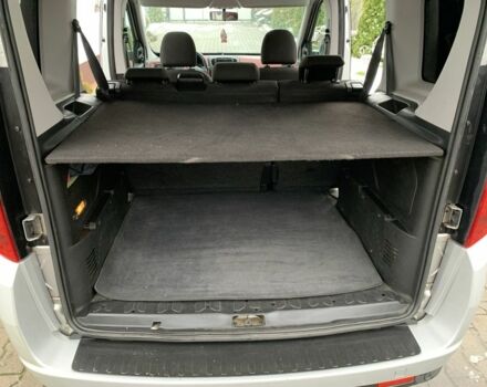 Серый Фиат Добло, объемом двигателя 1.6 л и пробегом 189 тыс. км за 7350 $, фото 12 на Automoto.ua