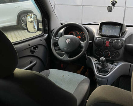 Серый Фиат Добло, объемом двигателя 0 л и пробегом 180 тыс. км за 5000 $, фото 13 на Automoto.ua