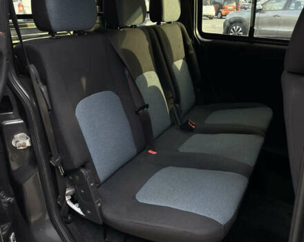 Серый Фиат Добло, объемом двигателя 0 л и пробегом 180 тыс. км за 5000 $, фото 12 на Automoto.ua