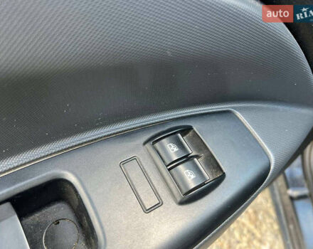 Сірий Фіат Добло, об'ємом двигуна 1.4 л та пробігом 223 тис. км за 7290 $, фото 14 на Automoto.ua