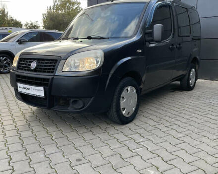 Серый Фиат Добло, объемом двигателя 0 л и пробегом 180 тыс. км за 5000 $, фото 5 на Automoto.ua