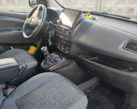 Серый Фиат Добло, объемом двигателя 1.6 л и пробегом 230 тыс. км за 8200 $, фото 7 на Automoto.ua