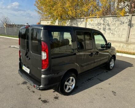 Серый Фиат Добло, объемом двигателя 1.3 л и пробегом 370 тыс. км за 6500 $, фото 4 на Automoto.ua