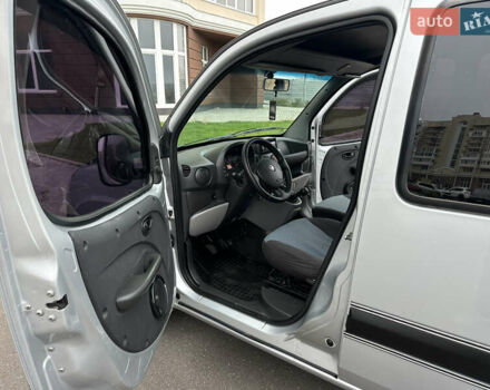 Серый Фиат Добло, объемом двигателя 1.4 л и пробегом 152 тыс. км за 5950 $, фото 20 на Automoto.ua
