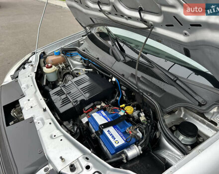 Серый Фиат Добло, объемом двигателя 1.4 л и пробегом 152 тыс. км за 5950 $, фото 40 на Automoto.ua