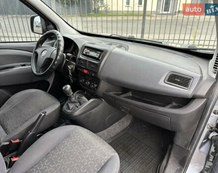 Серый Фиат Добло, объемом двигателя 1.6 л и пробегом 295 тыс. км за 9300 $, фото 24 на Automoto.ua