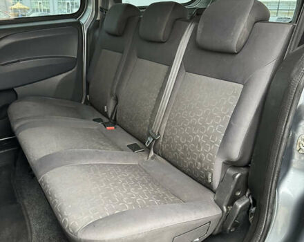 Серый Фиат Добло, объемом двигателя 1.6 л и пробегом 295 тыс. км за 9300 $, фото 21 на Automoto.ua