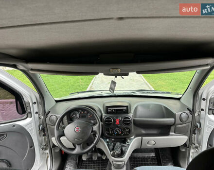 Серый Фиат Добло, объемом двигателя 1.4 л и пробегом 152 тыс. км за 5950 $, фото 27 на Automoto.ua