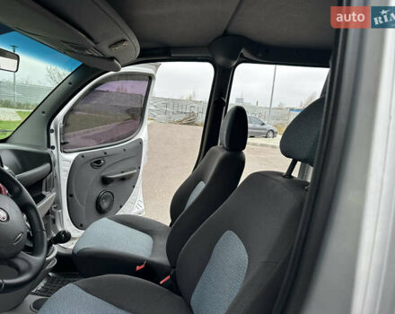 Серый Фиат Добло, объемом двигателя 1.4 л и пробегом 152 тыс. км за 5950 $, фото 23 на Automoto.ua