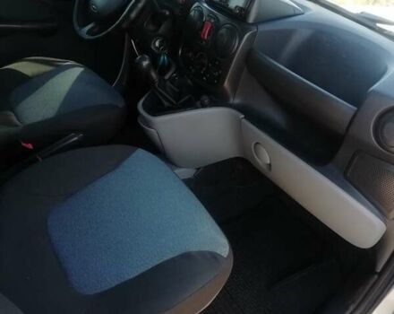 Сірий Фіат Добло, об'ємом двигуна 1.2 л та пробігом 233 тис. км за 5750 $, фото 9 на Automoto.ua