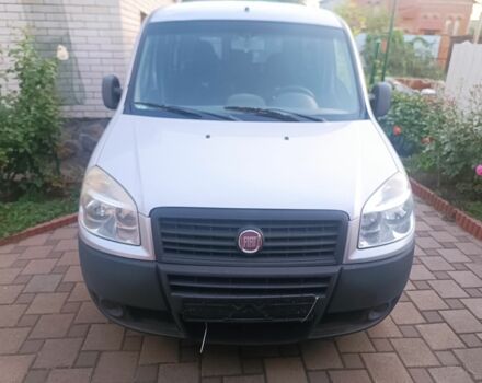 Серый Фиат Добло, объемом двигателя 1.4 л и пробегом 158 тыс. км за 5000 $, фото 1 на Automoto.ua