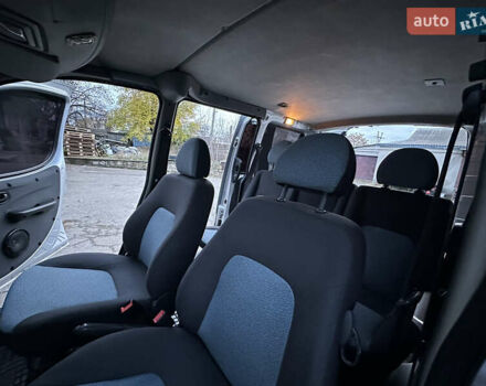 Серый Фиат Добло, объемом двигателя 1.4 л и пробегом 152 тыс. км за 5999 $, фото 2 на Automoto.ua