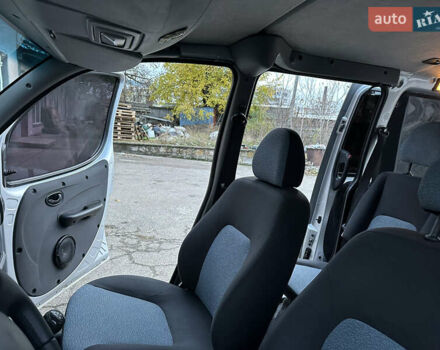 Серый Фиат Добло, объемом двигателя 1.4 л и пробегом 152 тыс. км за 5999 $, фото 6 на Automoto.ua