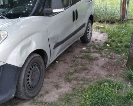 Сірий Фіат Добло, об'ємом двигуна 1.4 л та пробігом 145 тис. км за 5850 $, фото 1 на Automoto.ua