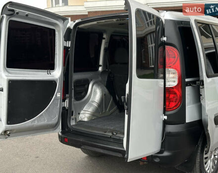 Серый Фиат Добло, объемом двигателя 1.4 л и пробегом 152 тыс. км за 5950 $, фото 32 на Automoto.ua