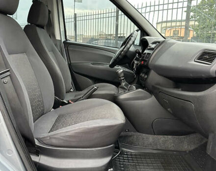 Серый Фиат Добло, объемом двигателя 1.6 л и пробегом 295 тыс. км за 9300 $, фото 25 на Automoto.ua