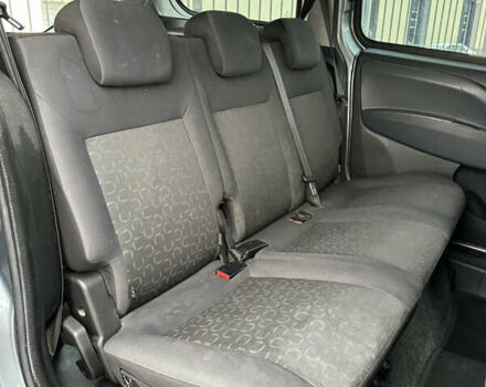 Серый Фиат Добло, объемом двигателя 1.6 л и пробегом 295 тыс. км за 9300 $, фото 23 на Automoto.ua