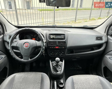 Серый Фиат Добло, объемом двигателя 1.6 л и пробегом 295 тыс. км за 9300 $, фото 10 на Automoto.ua