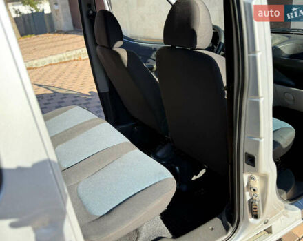 Серый Фиат Добло, объемом двигателя 1.3 л и пробегом 180 тыс. км за 5999 $, фото 69 на Automoto.ua