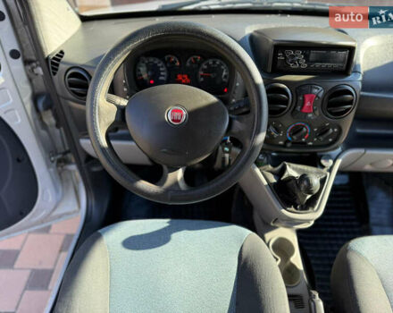 Серый Фиат Добло, объемом двигателя 1.3 л и пробегом 180 тыс. км за 5999 $, фото 38 на Automoto.ua