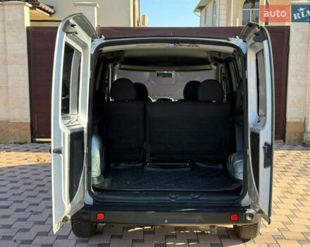 Серый Фиат Добло, объемом двигателя 1.3 л и пробегом 180 тыс. км за 5999 $, фото 20 на Automoto.ua