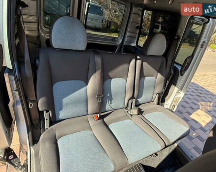 Серый Фиат Добло, объемом двигателя 1.3 л и пробегом 180 тыс. км за 5999 $, фото 42 на Automoto.ua