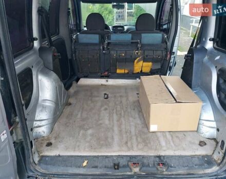 Серый Фиат Добло, объемом двигателя 1.4 л и пробегом 322 тыс. км за 4500 $, фото 3 на Automoto.ua