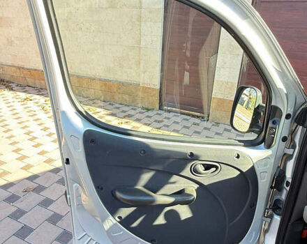 Серый Фиат Добло, объемом двигателя 1.3 л и пробегом 180 тыс. км за 5999 $, фото 47 на Automoto.ua