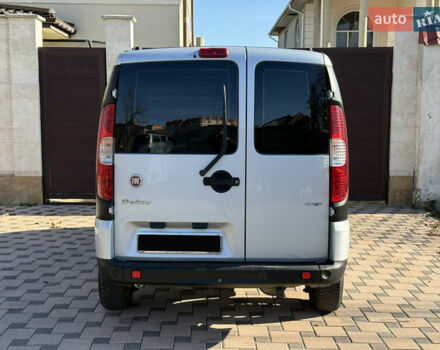 Серый Фиат Добло, объемом двигателя 1.3 л и пробегом 180 тыс. км за 7700 $, фото 1 на Automoto.ua