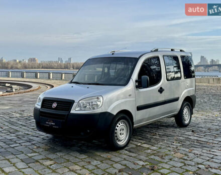 Серый Фиат Добло, объемом двигателя 1.25 л и пробегом 84 тыс. км за 9999 $, фото 4 на Automoto.ua