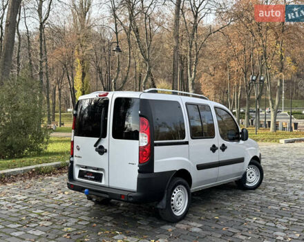 Серый Фиат Добло, объемом двигателя 1.25 л и пробегом 84 тыс. км за 9999 $, фото 18 на Automoto.ua