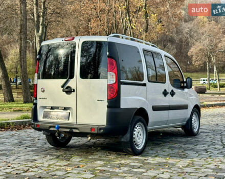 Серый Фиат Добло, объемом двигателя 1.25 л и пробегом 84 тыс. км за 9999 $, фото 49 на Automoto.ua