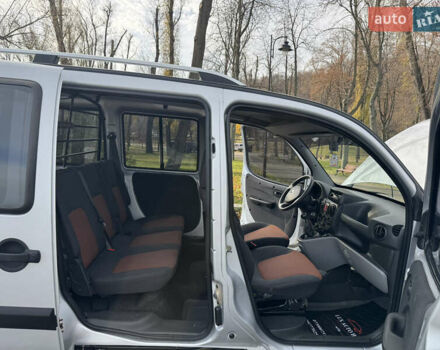 Серый Фиат Добло, объемом двигателя 1.25 л и пробегом 84 тыс. км за 9999 $, фото 22 на Automoto.ua