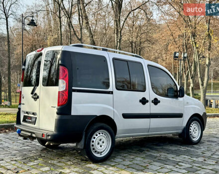 Серый Фиат Добло, объемом двигателя 1.25 л и пробегом 84 тыс. км за 9999 $, фото 5 на Automoto.ua