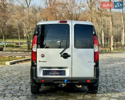 Серый Фиат Добло, объемом двигателя 1.25 л и пробегом 84 тыс. км за 9999 $, фото 51 на Automoto.ua