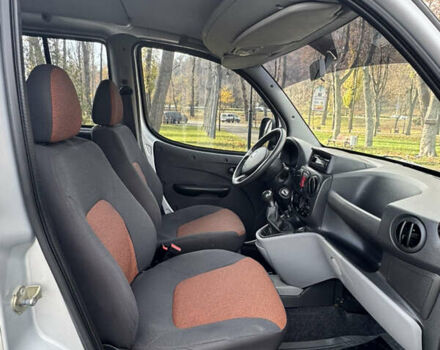 Серый Фиат Добло, объемом двигателя 1.25 л и пробегом 84 тыс. км за 9999 $, фото 7 на Automoto.ua