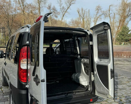 Серый Фиат Добло, объемом двигателя 1.25 л и пробегом 84 тыс. км за 9999 $, фото 30 на Automoto.ua