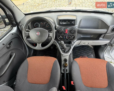 Серый Фиат Добло, объемом двигателя 1.25 л и пробегом 84 тыс. км за 9999 $, фото 9 на Automoto.ua