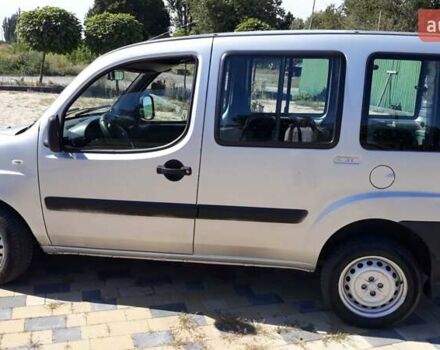 Серый Фиат Добло, объемом двигателя 1.3 л и пробегом 140 тыс. км за 5200 $, фото 7 на Automoto.ua