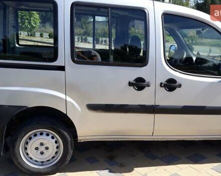 Серый Фиат Добло, объемом двигателя 1.3 л и пробегом 140 тыс. км за 5200 $, фото 6 на Automoto.ua