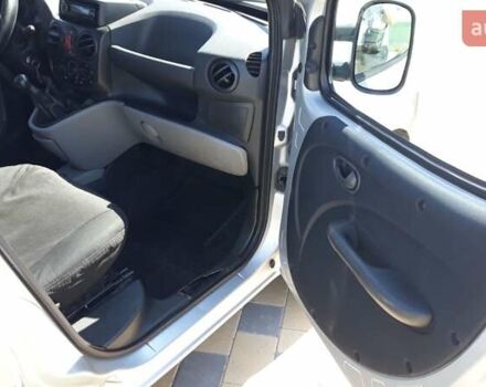 Серый Фиат Добло, объемом двигателя 1.3 л и пробегом 140 тыс. км за 5200 $, фото 20 на Automoto.ua