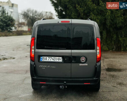 Серый Фиат Добло, объемом двигателя 1.6 л и пробегом 260 тыс. км за 12150 $, фото 7 на Automoto.ua