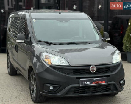 Сірий Фіат Добло, об'ємом двигуна 1.37 л та пробігом 250 тис. км за 8400 $, фото 4 на Automoto.ua