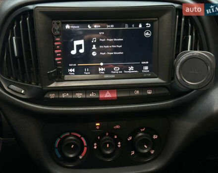 Серый Фиат Добло, объемом двигателя 1.6 л и пробегом 260 тыс. км за 12150 $, фото 39 на Automoto.ua