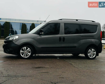 Серый Фиат Добло, объемом двигателя 1.6 л и пробегом 260 тыс. км за 12150 $, фото 2 на Automoto.ua