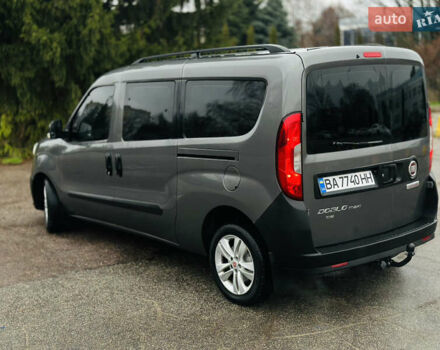Серый Фиат Добло, объемом двигателя 1.6 л и пробегом 260 тыс. км за 12150 $, фото 10 на Automoto.ua