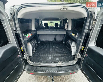 Серый Фиат Добло, объемом двигателя 1.6 л и пробегом 260 тыс. км за 12150 $, фото 16 на Automoto.ua